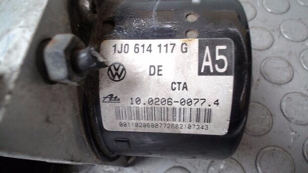 Foto: HAUPTBREMSAGGREGAT ABS eines Seat Leon 1.6 16V TX