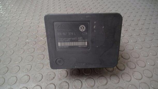 Foto: HAUPTBREMSAGGREGAT ABS eines Seat Leon 1.6 16V TX