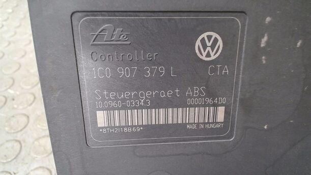 Foto: HAUPTBREMSAGGREGAT ABS eines Seat Leon 1.6 16V TX