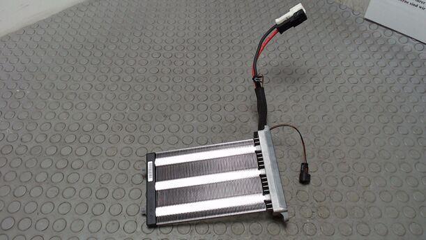 Foto: WÄRMETAUSCHER eines Ford Galaxy 2.0 TDCi DPF TX
