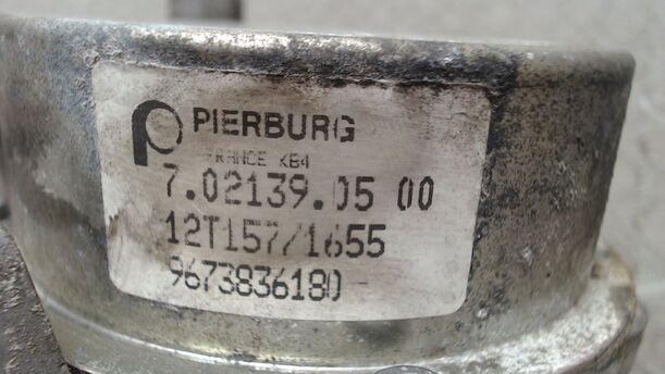 Foto: VAKUUMPUMPE eines Ford Galaxy 2.0 TDCi DPF LS