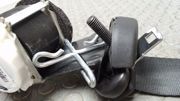 Foto: SICHERHEITSGURT 2. REIHE LINKS eines Ford Galaxy 2.0 TDCi DPF LS