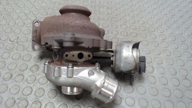 Foto: TURBOLADER eines Ford Galaxy 2.0 TDCi DPF GL 1,8 E