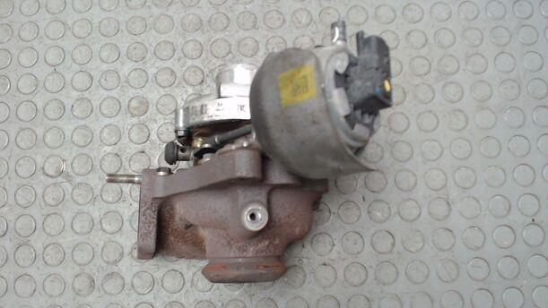 Foto: TURBOLADER eines Ford Galaxy 2.0 TDCi DPF GL 1,8 E
