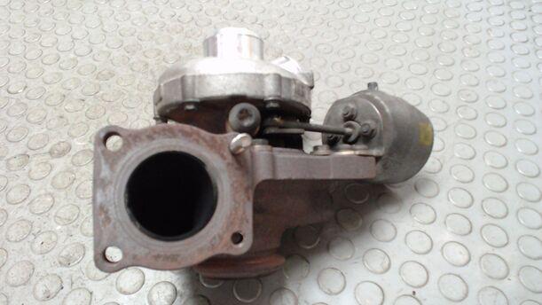 Foto: TURBOLADER eines Ford Galaxy 2.0 TDCi DPF GL 1,8 E