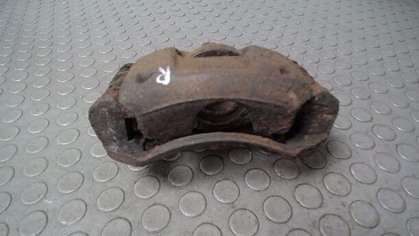 Foto: BREMSSATTEL VORN RECHTS eines Citroen C1 1.0 GL 1,8 E