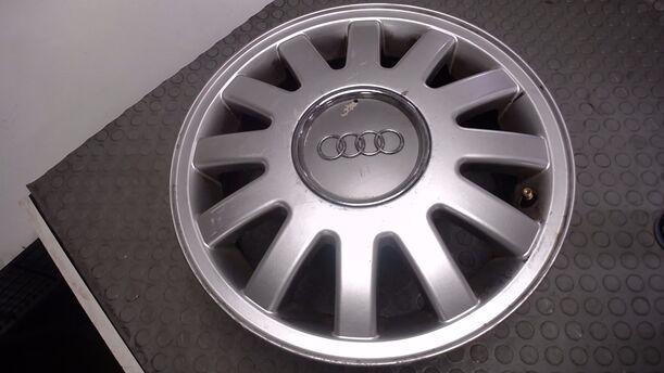 Foto: ALUFELGE 6X15 ET38 eines Audi A3 1.8 T GL 1,8 E