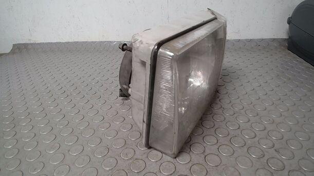 Foto: SCHEINWERFER LINKS eines Fiat Panda 750 CL Plus