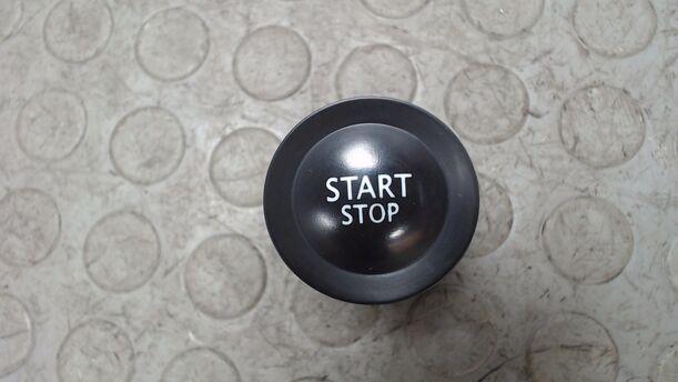 Foto: STARTKNOPF eines Renault Megane 1.6 I-WAY +