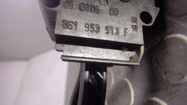 Foto: BLINKERSCHALTER / KOMBISCHALTER eines VW POLO TYP 86