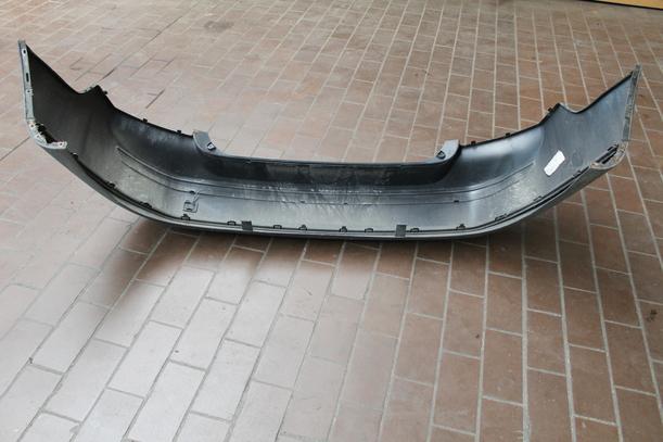 Foto: STOSSFÄNGER / STOßSTANGE HINTEN eines Volvo S40 2.4