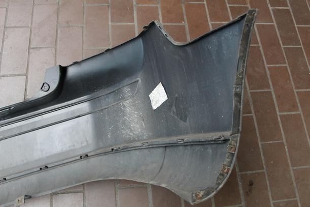 Foto: STOSSFÄNGER / STOßSTANGE HINTEN eines Volvo S40 2.4