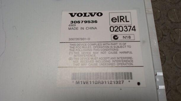 Foto: VERSTÄRKER / AUDIO MODUL eines Volvo S40 2.4
