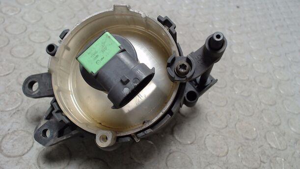 Foto: NEBELSCHEINWERFER LINKS eines Volvo S40 2.4