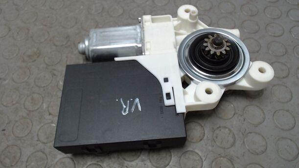 Foto: FENSTERHEBERMOTOR VORN RECHTS eines Volvo S40 2.4