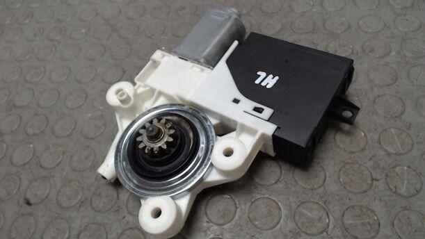 Foto: FENSTERHEBERMOTOR HINTEN LINKS eines Volvo S40 2.4