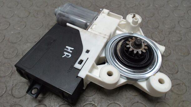 Foto: FENSTERHEBERMOTOR HINTEN RECHTS eines Volvo S40 2.4