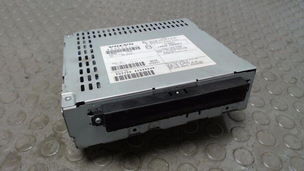 Foto: CD-PLAYER eines Volvo S40 2.4 GLX