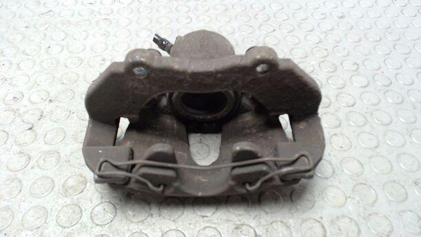 Foto: BREMSSATTEL VORN LINKS eines Volvo S40 2.4