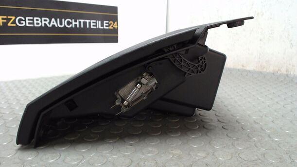 Foto: HANDSCHUHFACH eines Opel Meriva 1.4