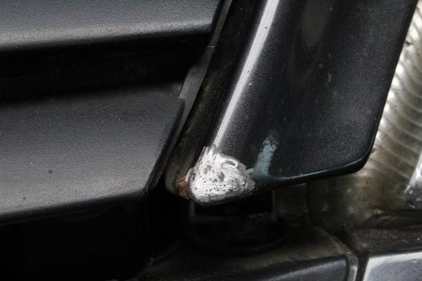 Foto: MOTORHAUBE eines Mercedes-Benz A 160 CDI CD Diamant