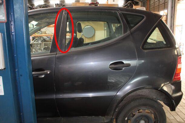 Foto: TÜR HINTEN LINKS (kurz) eines Mercedes-Benz A 160 CDI CD Diamant
