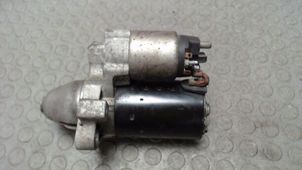 Foto: ANLASSER / STARTER  BOSCH eines Peugeot 107 70 Edition