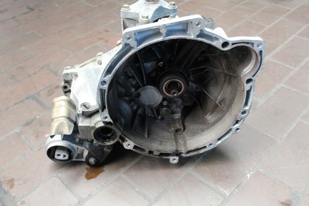 Foto: SCHALTGETRIEBE 3S6R 7002 AC eines Ford Fusion 1.25 Edition