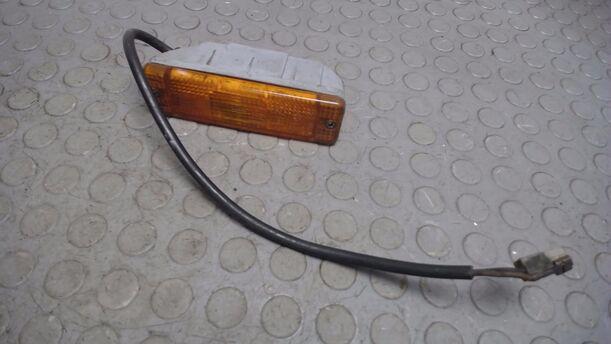 Foto: BLINKER / BLINKLEUCHTE RECHTS eines VW GOLF 1,6D