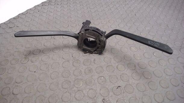 Foto: BLINKERSCHALTER / KOMBISCHALTER eines VW GOLF L