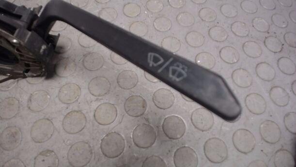 Foto: BLINKERSCHALTER / KOMBISCHALTER eines VW GOLF L