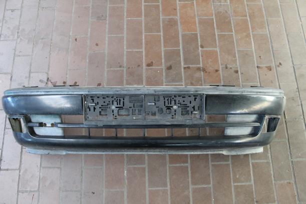 Foto: STOSSFÄNGER/ STOßSTANGE VORN eines Opel Astra Cabrio 1.8i