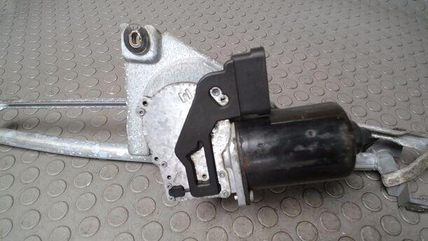 Foto: SCHEIBENWISCHERMOTOR VORN eines Opel Astra Cabrio 1.8i