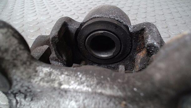 Foto: BREMSSATTEL HINTEN LINKS eines Opel Astra Cabrio 1.8i
