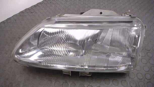 Foto: SCHEINWERFER LINKS (ZUBEHÖR) eines Renault Laguna Grandtour 2.0