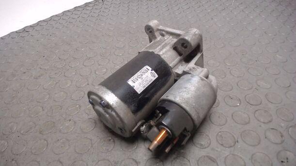 Foto: ANLASSER / STARTER eines Dacia Sandero 1.6 MPI