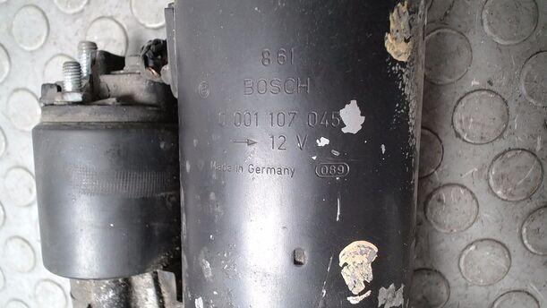 Foto: ANLASSER / STARTER  BOSCH eines Opel Astra Cabrio 1.8i