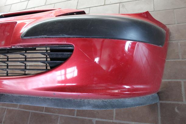 Foto: STOSSFÄNGER / STOßSTANGE VORN eines Peugeot 307 110 Automatik GL
