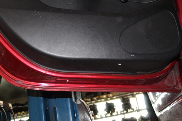 Foto: TÜR HINTEN LINKS eines Peugeot 307 110 Automatik GL