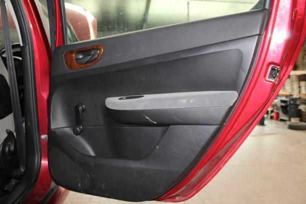 Foto: TÜR HINTEN RECHTS eines Peugeot 307 110 Automatik GL