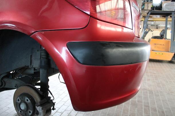 Foto: STOSSFÄNGER / STOßSTANGE HINTEN eines Peugeot 307 110 Automatik GL