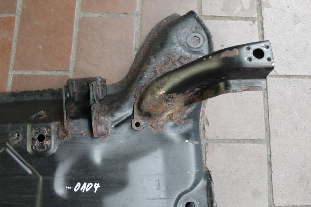 Foto: VORDERACHSE / ACHSKÖRPER eines Peugeot 307 110 Automatik GL