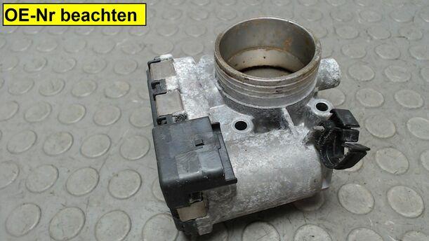 Foto: DROSSELKLAPPENSTUTZEN  BOSCH eines Peugeot 307 110 Automatik GL