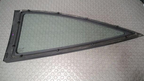 Foto: SEITENSCHEIBE HINTEN RECHTS eines Opel Calibra V6 GL