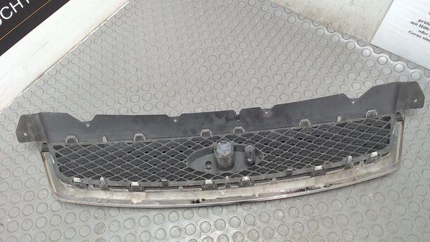 Foto: KÜHLERGRILL ( CHROM ) eines Ford Focus Turnier 1.6 Ti-VCT Highline