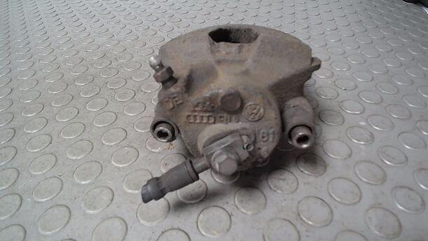 Foto: BREMSSATTEL VORN LINKS ( ATE ) eines VW Golf 1.4 GL