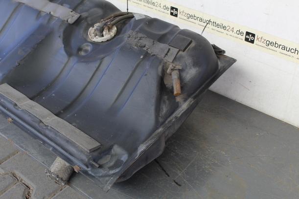 Foto: KRAFTSTOFFTANK eines VW GOLF L
