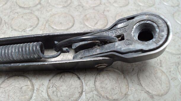 Foto: SCHEIBENWISCHERARM HINTEN eines Ford Focus Turnier 1.6 Ti-VCT