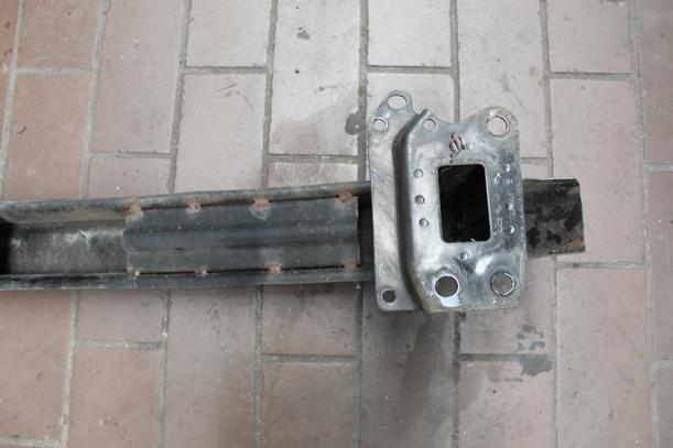 Foto: VERSTÄRKUNG VORN eines VW Fox 1.2