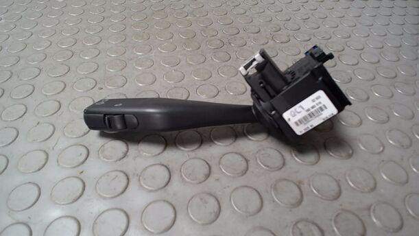 Foto: SCHEIBENWISCHERSCHALTER eines VW Golf 1.4 Jeans